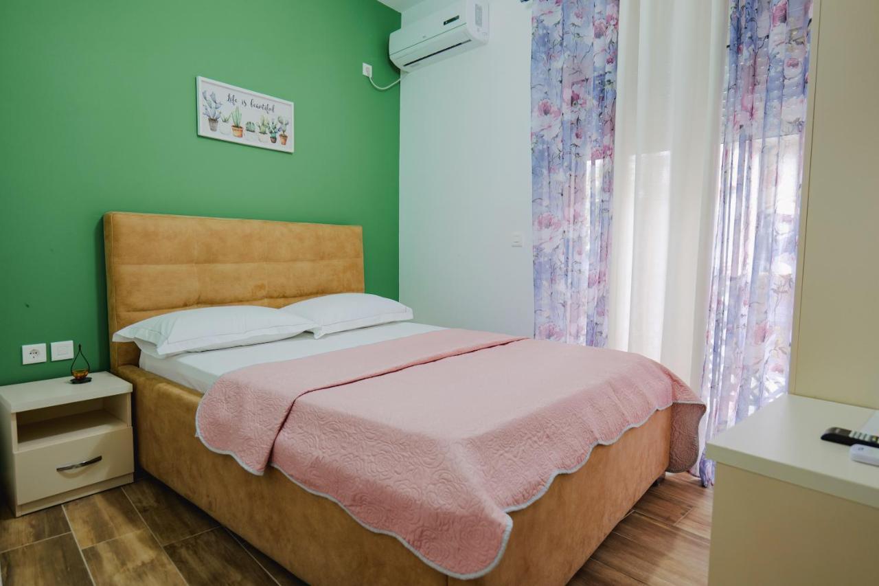 Eden Suites & Apartments Sarandë Eksteriør bilde