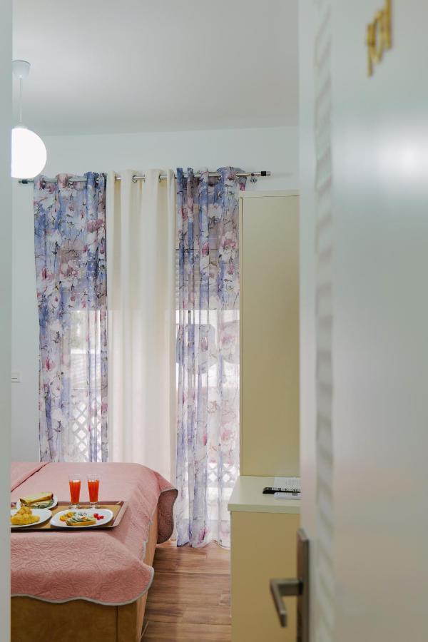 Eden Suites & Apartments Sarandë Eksteriør bilde