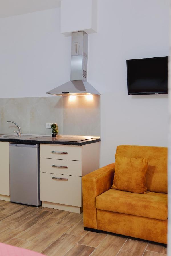 Eden Suites & Apartments Sarandë Eksteriør bilde