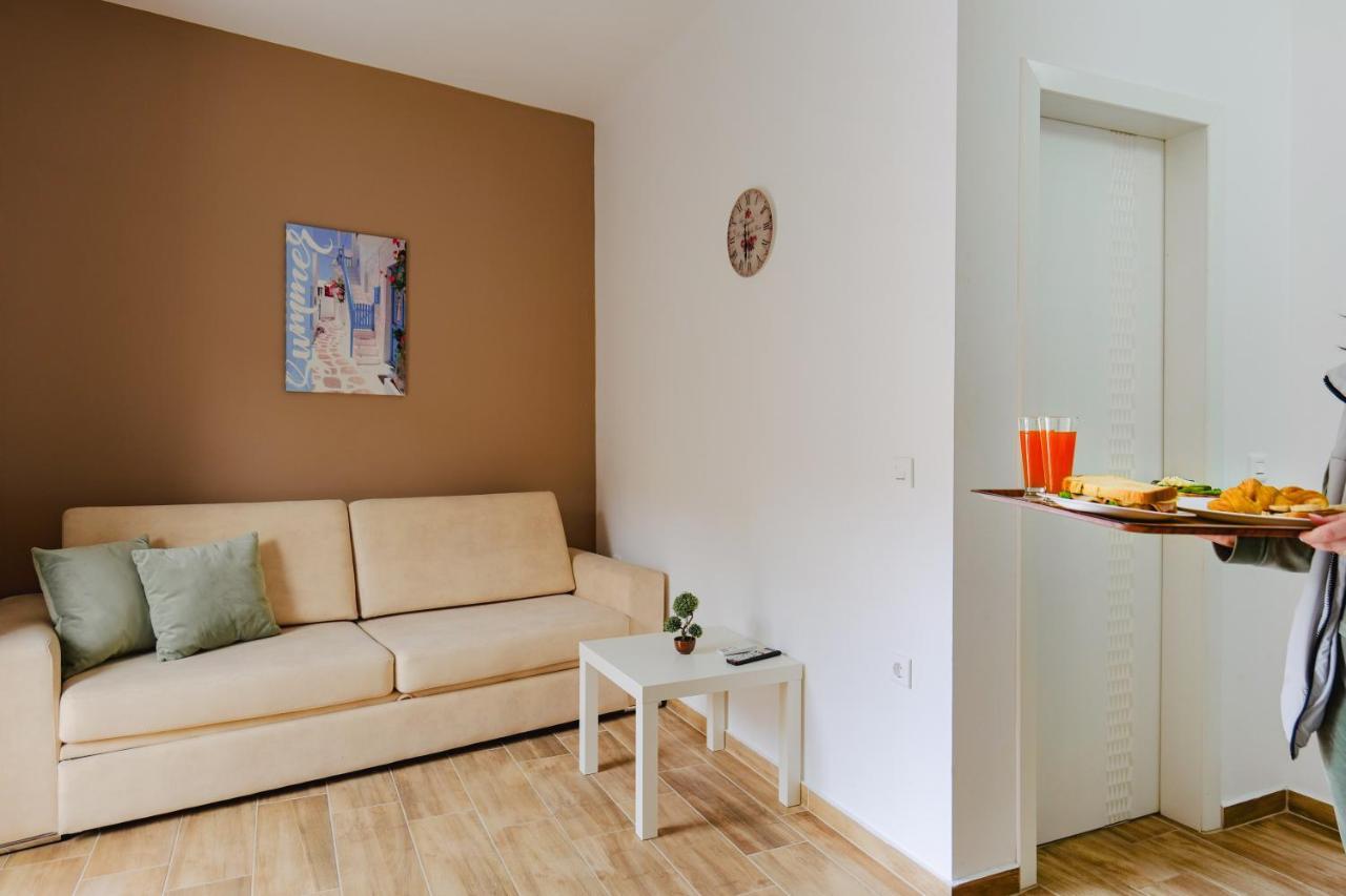 Eden Suites & Apartments Sarandë Eksteriør bilde