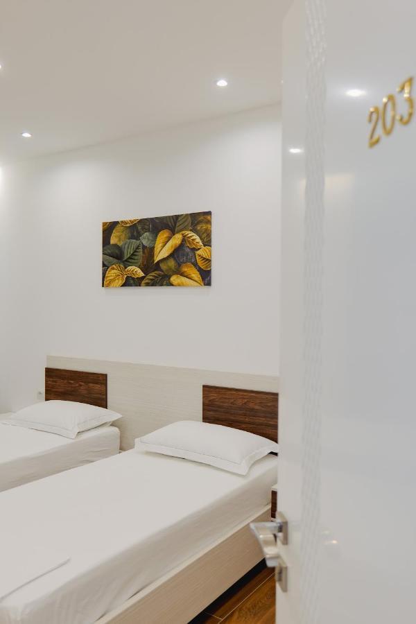 Eden Suites & Apartments Sarandë Eksteriør bilde