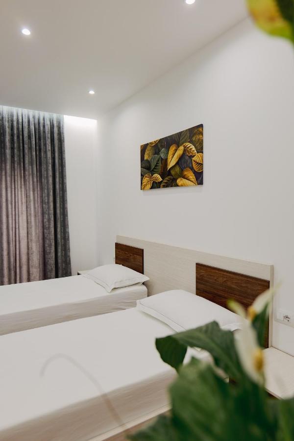 Eden Suites & Apartments Sarandë Eksteriør bilde