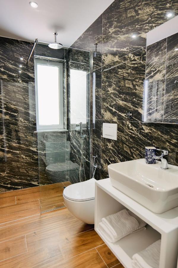 Eden Suites & Apartments Sarandë Eksteriør bilde